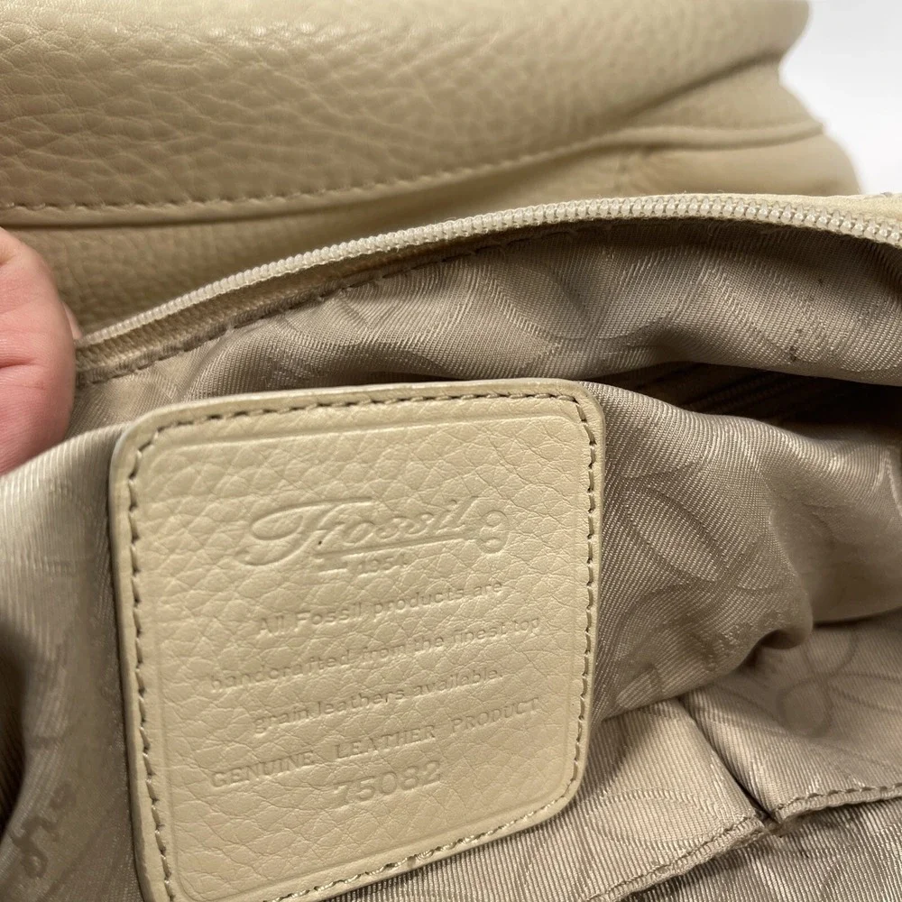 Fossil leather shoulder